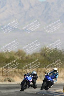 media/Oct-30-2025-Racers Edge (Thu) [[dabbdaf680]]/3-B Group/Session 2 Turn 2/